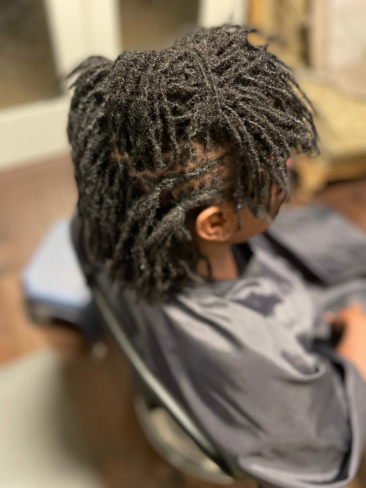 Locks and Curls Academy | Microlock Training Institute